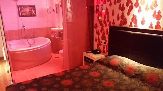 Hotel Prive Skaramangás 外观 照片